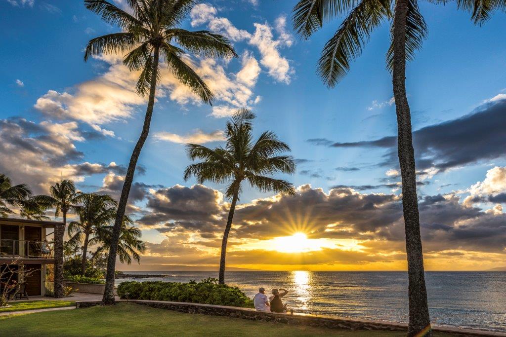 Sunset at the Mauian – The Mauian on Napili Bay